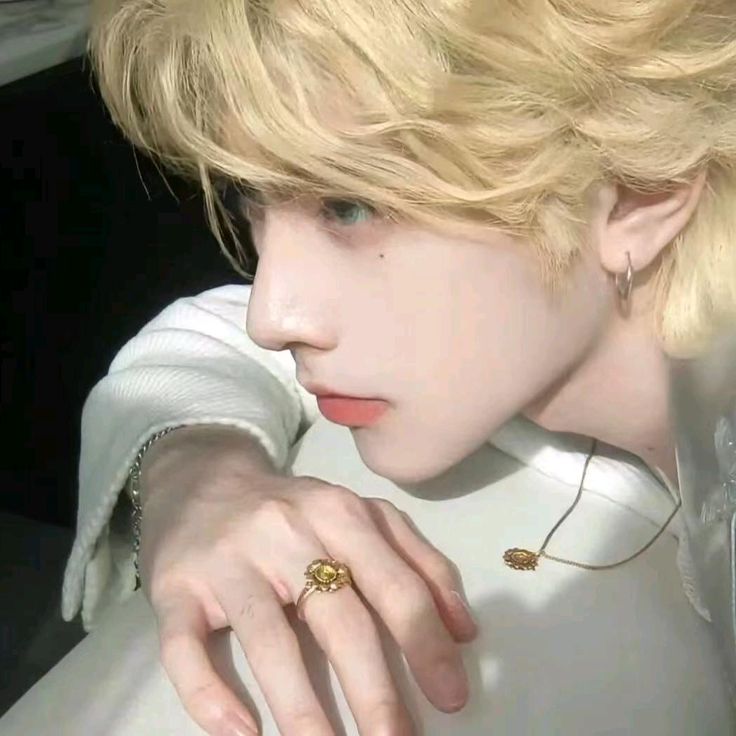 ℒ𝓍.谢一竹
