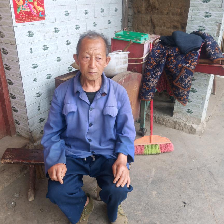 爱唱歌的李先生