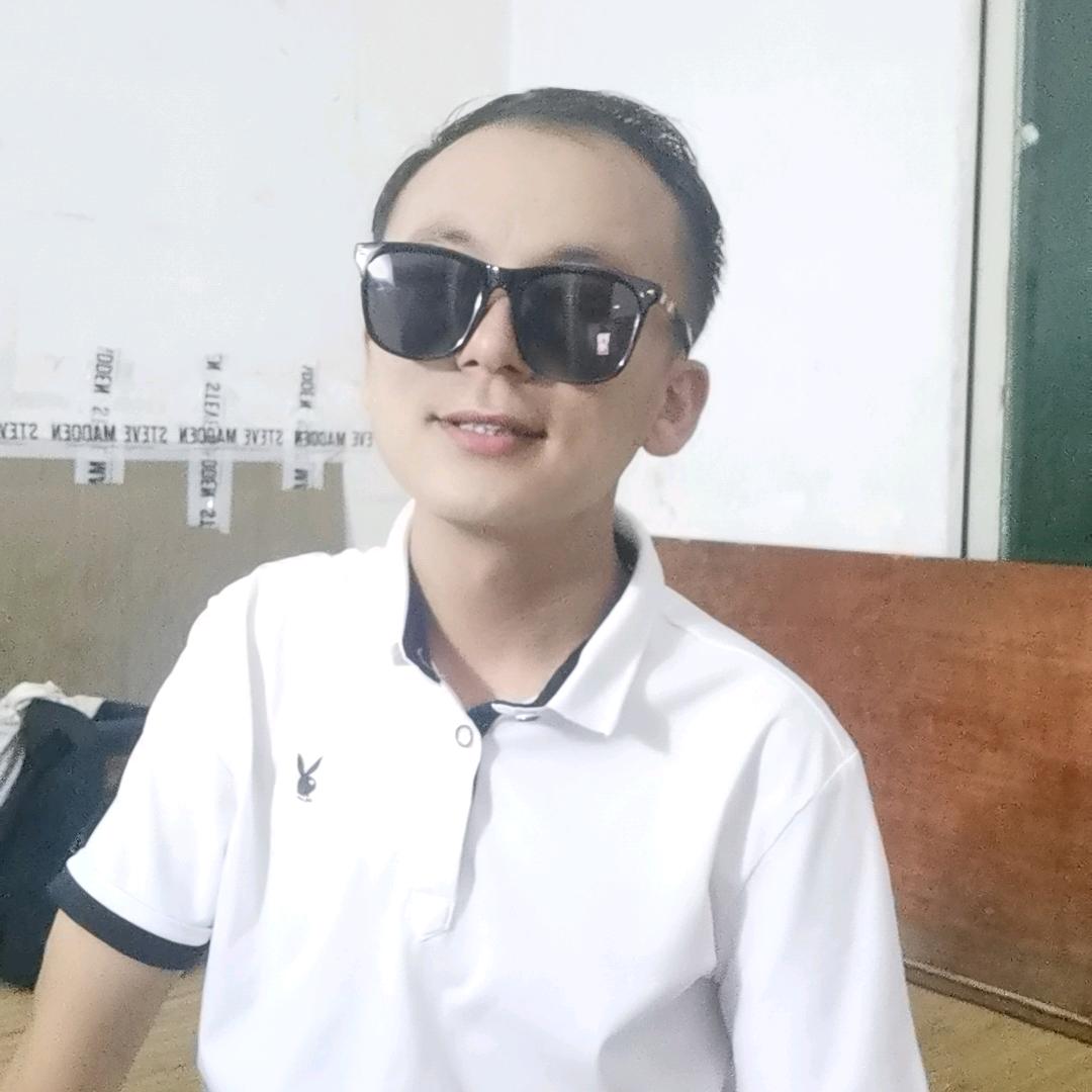 龙少爷