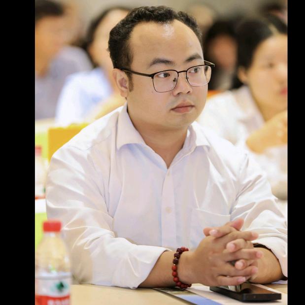 卖房子的聪聪小哥