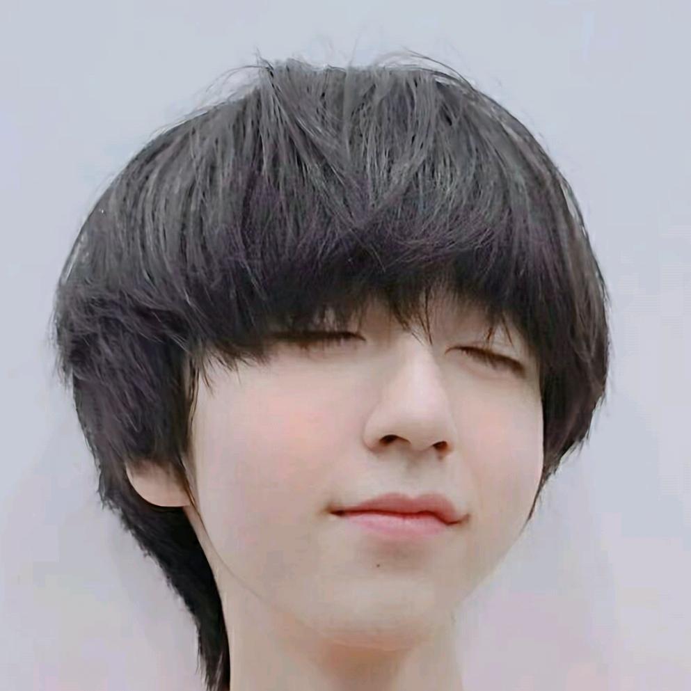 Aa盆樱小猫 •͈ ₃ •͈