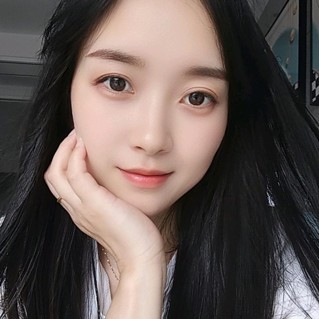 芳芳吖