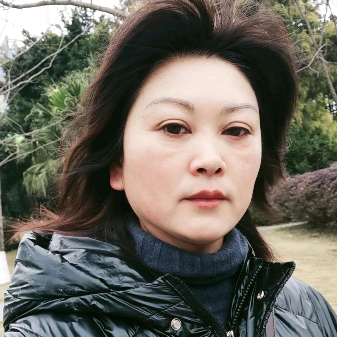 晨晨的楼顶小院