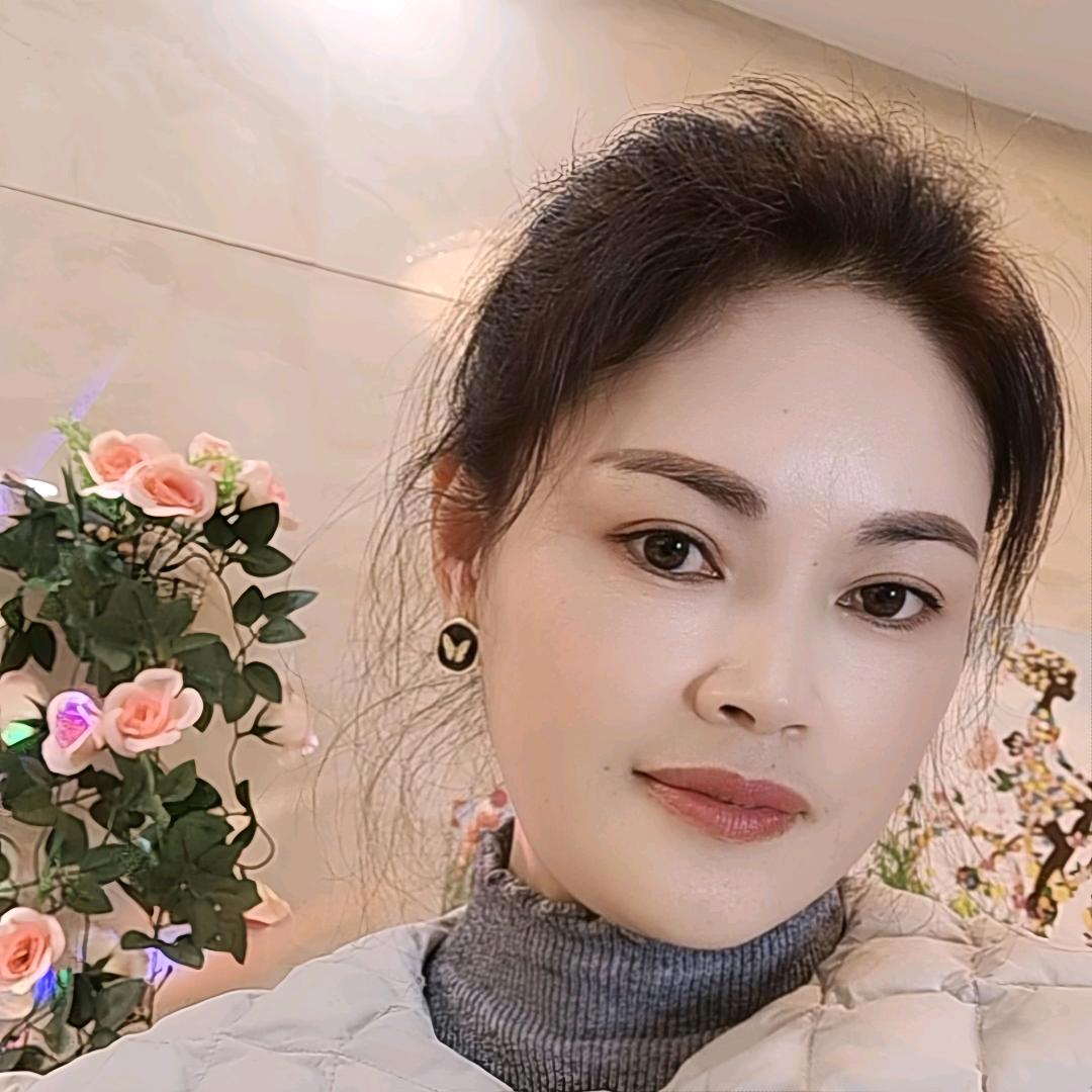 亚子在发光