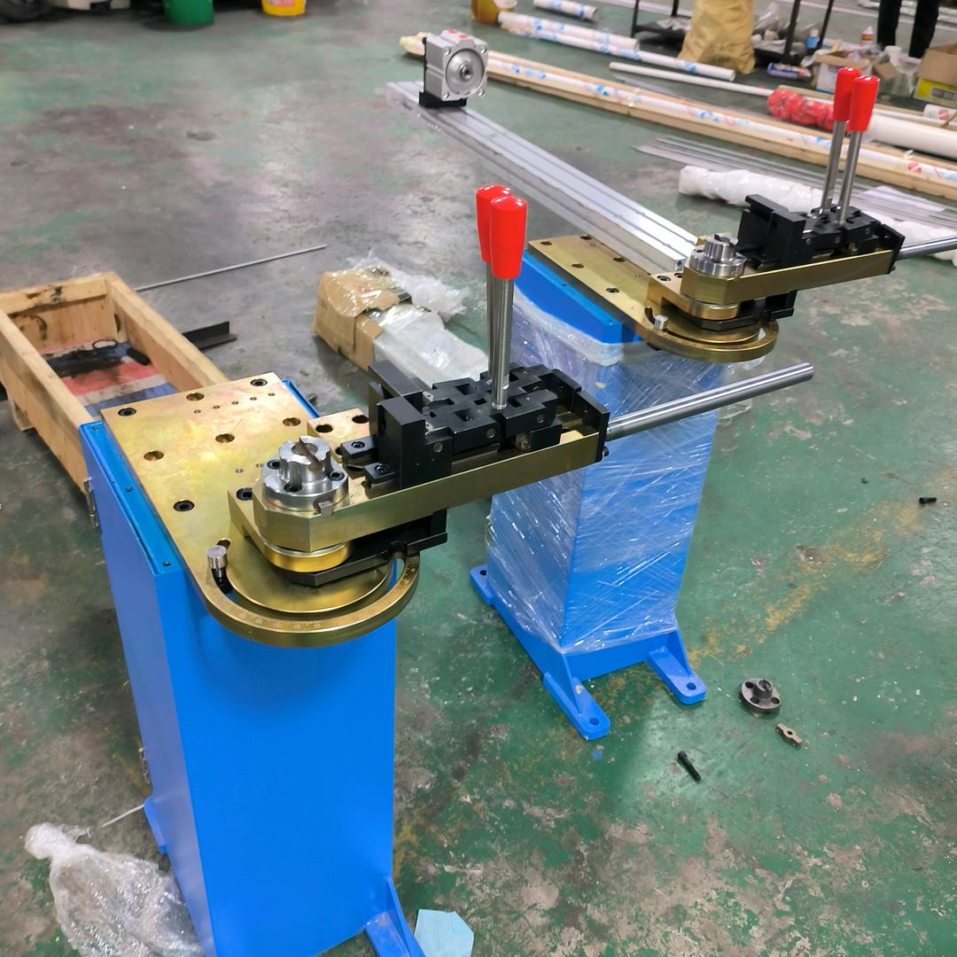 同创手动弯管机