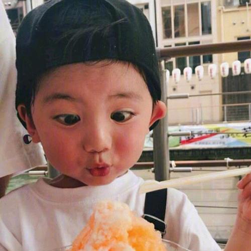 讨厌桌子乱（反）