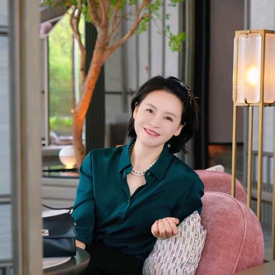 美美搭.摩羯私服小栈