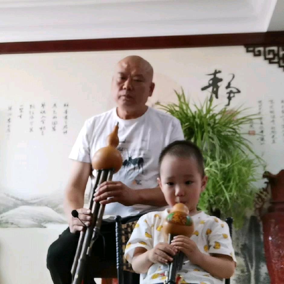 十月🔥 竹语