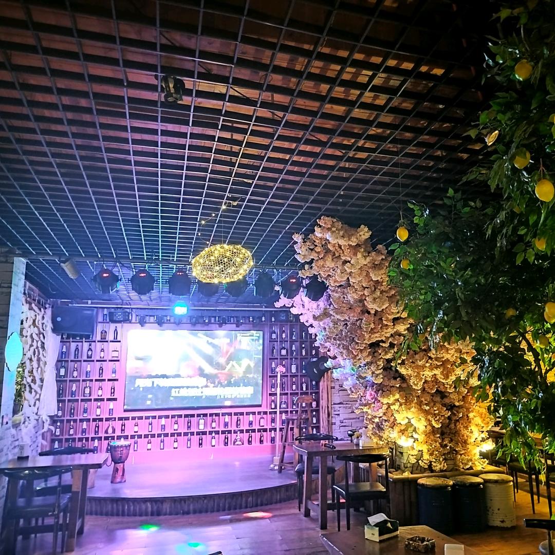 恋上里音乐吧燕🍂.