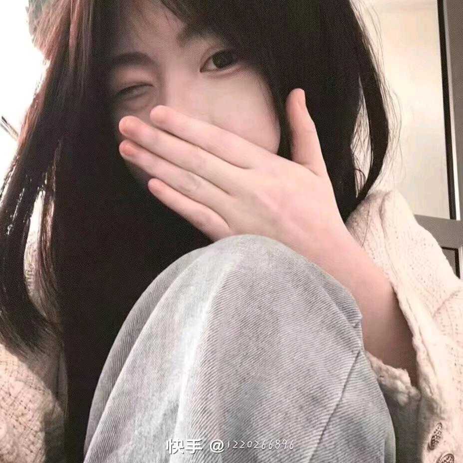 小崔，荷叶饼里脊肉夹馍🌹🌹🌹