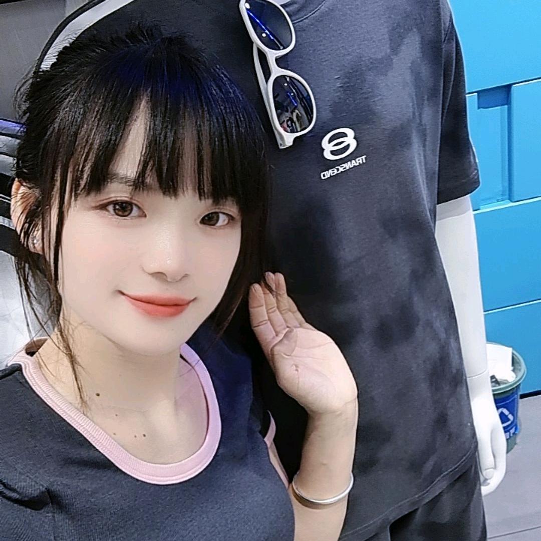 快鱼服饰小甜