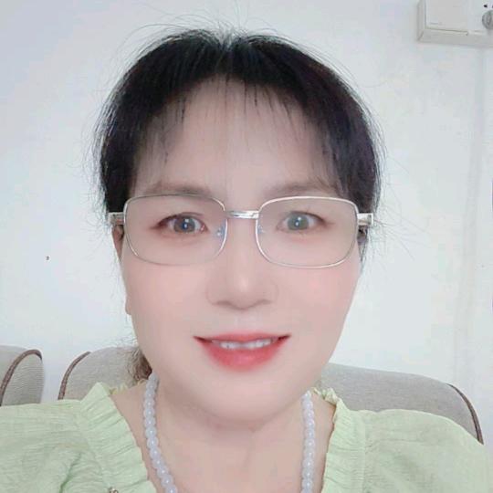 我叫英姐，