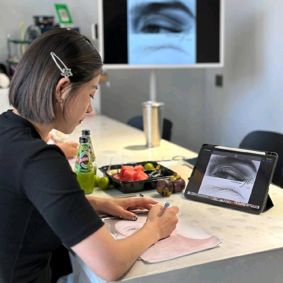 东丰眉型设计大云