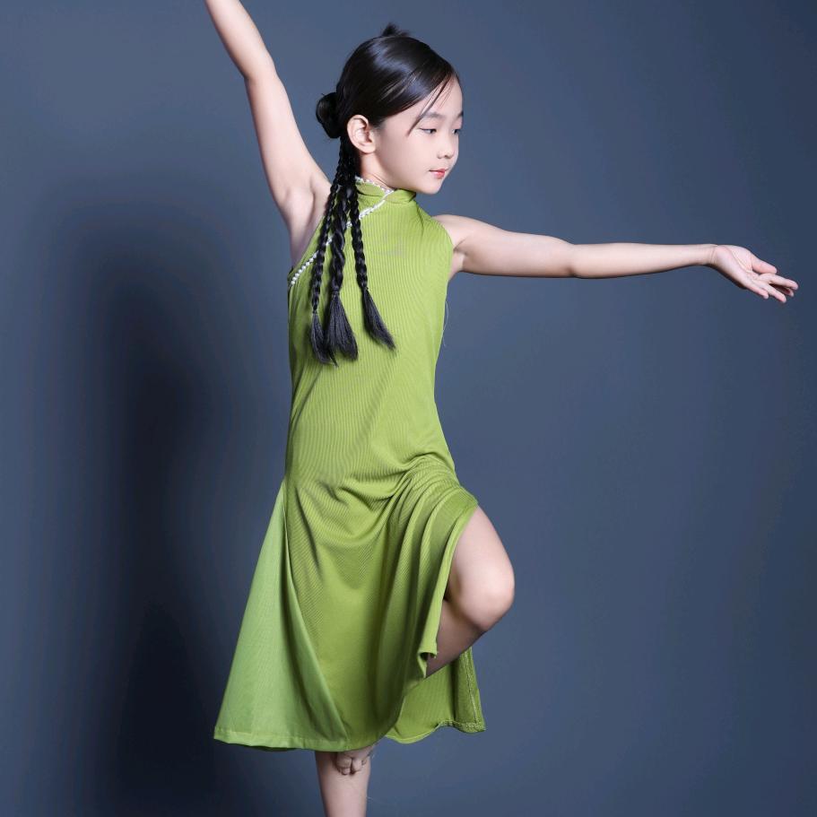 意瀛娜（想破200粉）