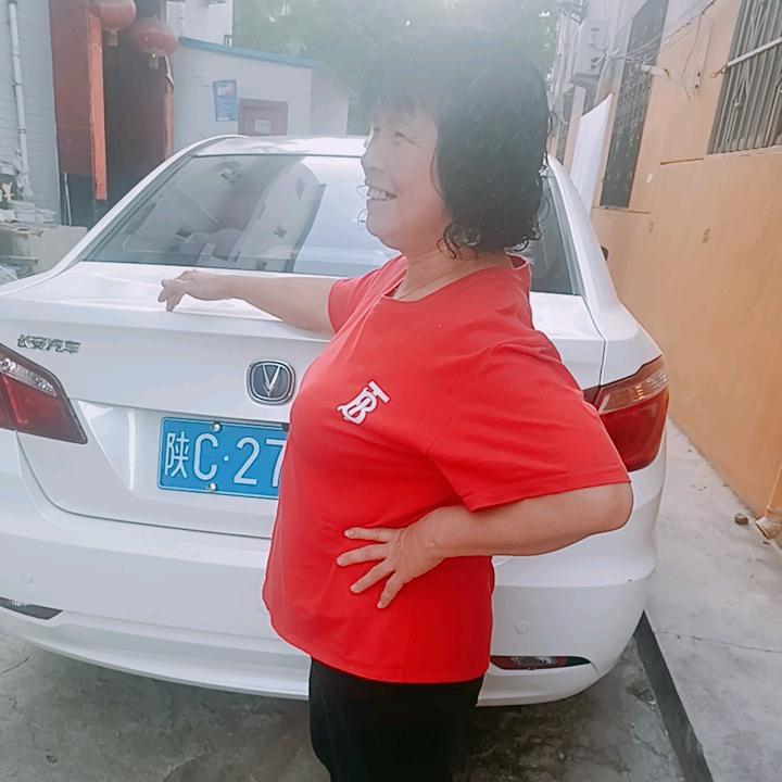 王亚宁