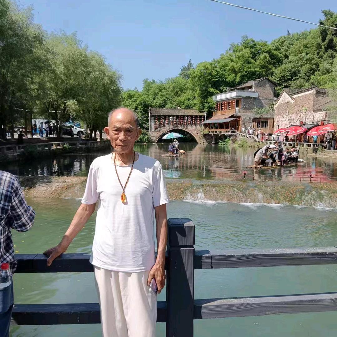周子清