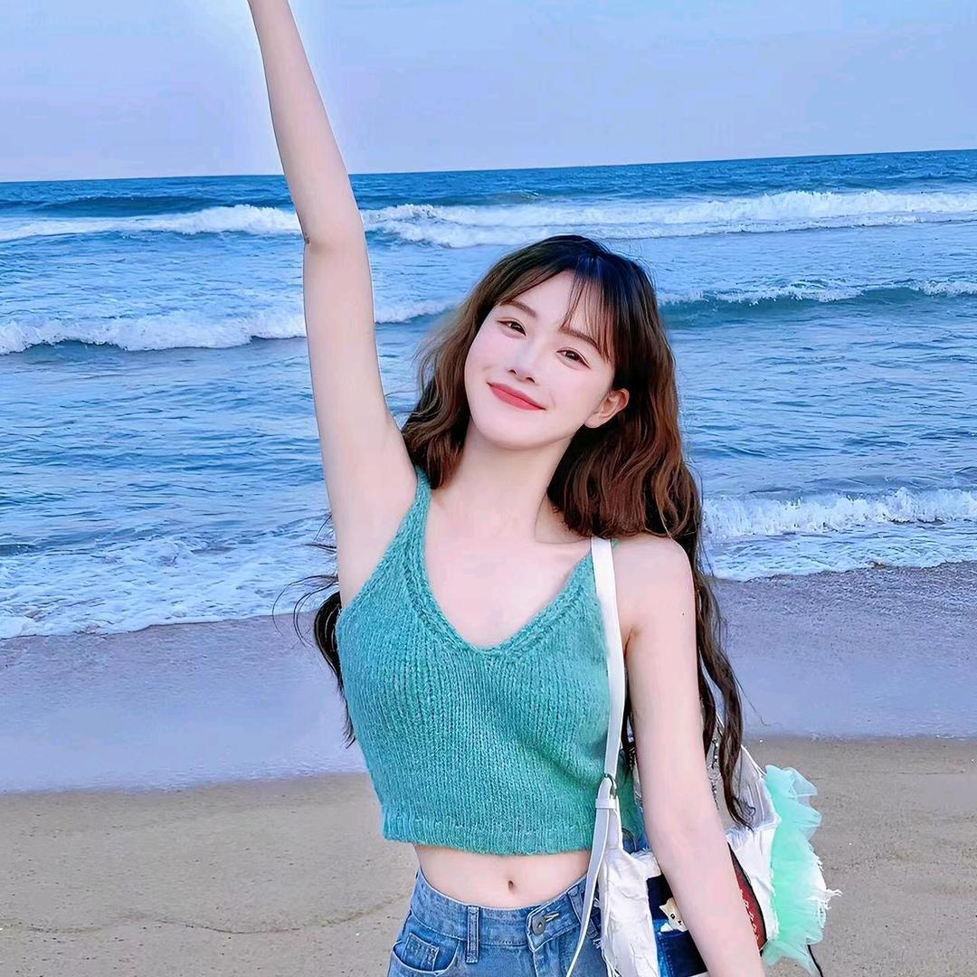 依依爱吃糖