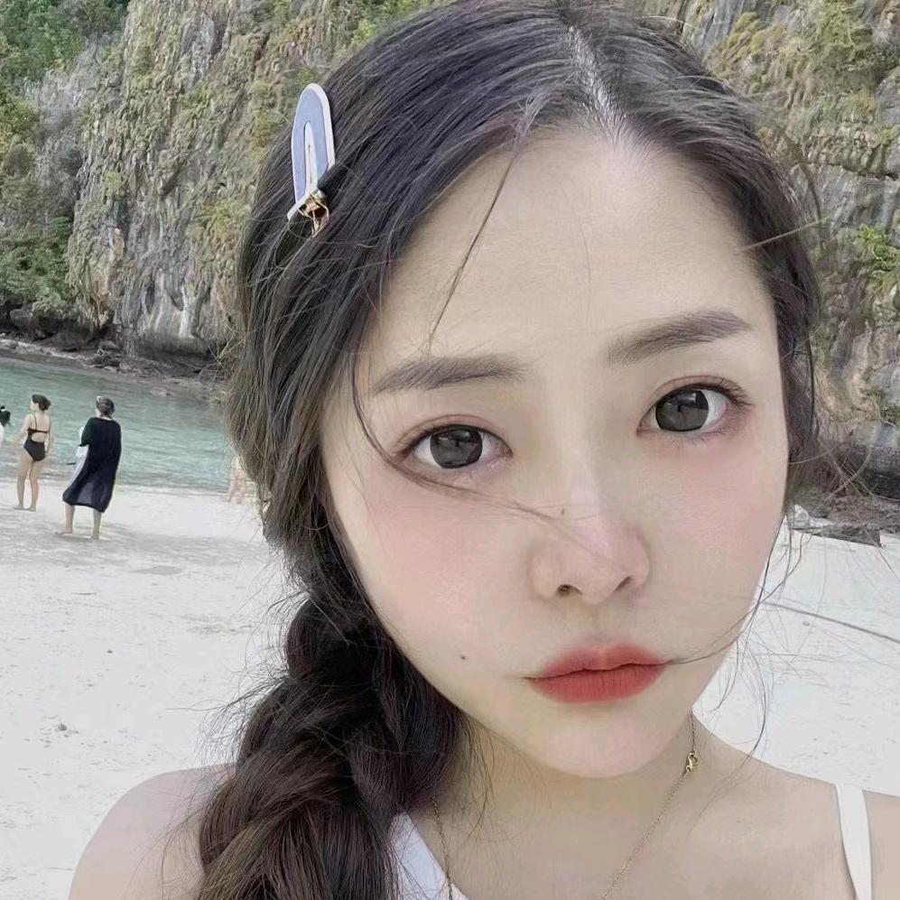 未来很美同款商品在橱窗