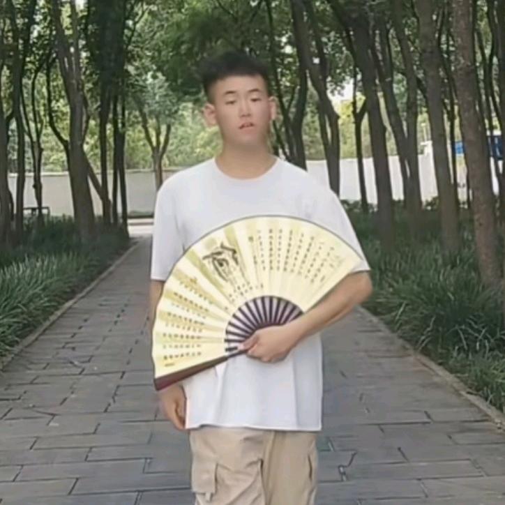 万岁山小锋