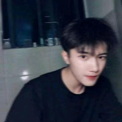 新寨冰柜风扇出租   小李