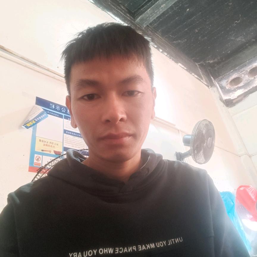 現實的丶有誰能懂