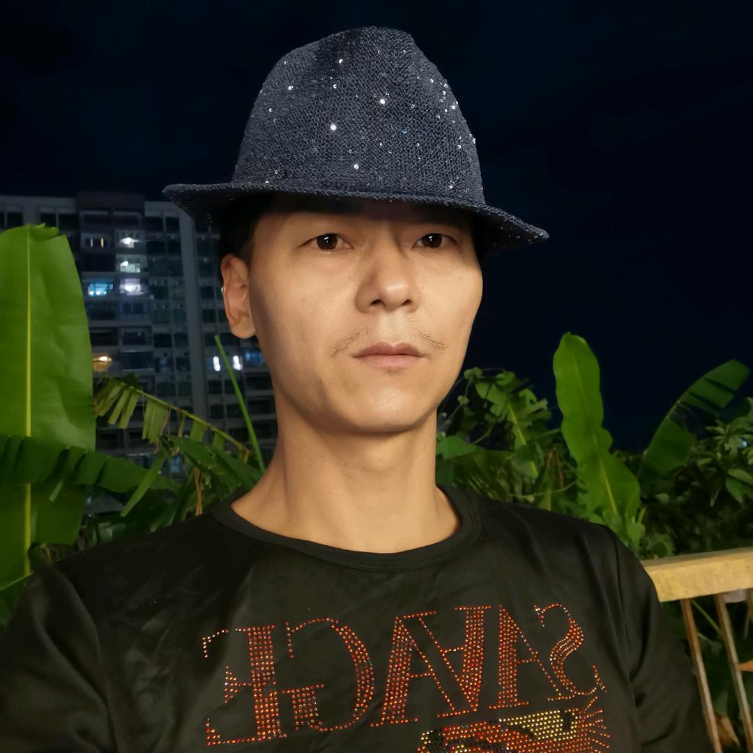 郑豪歌舞会传媒