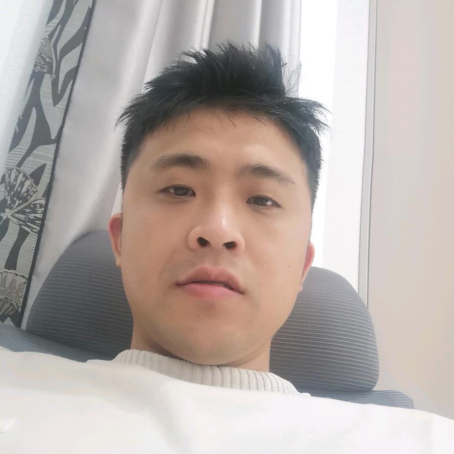 浩宇。