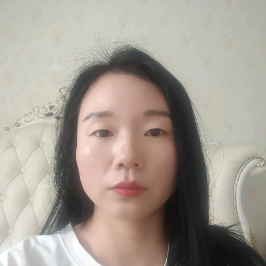 李华