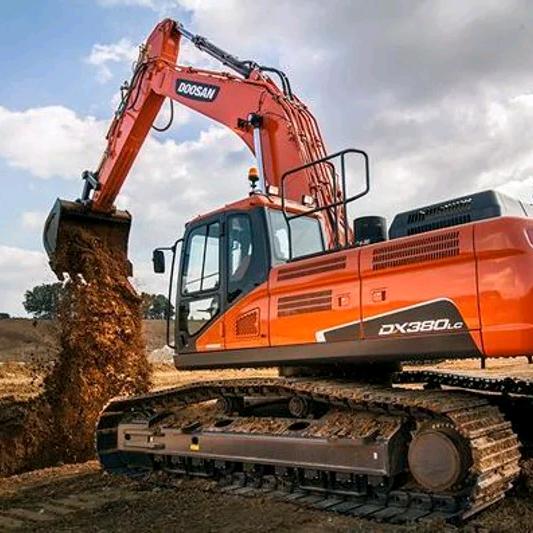 开挖机的（小吴）