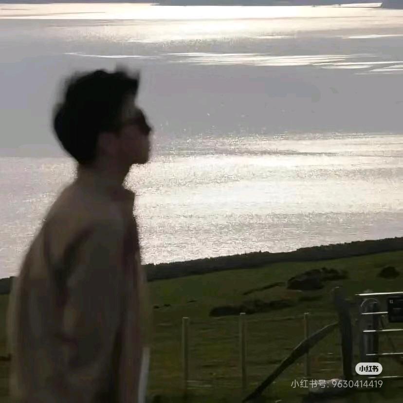 嗯?