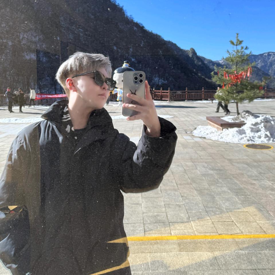 ￴￴ ￴￴ ￴￴￴￴ ￴ ￴ ￴￴￴