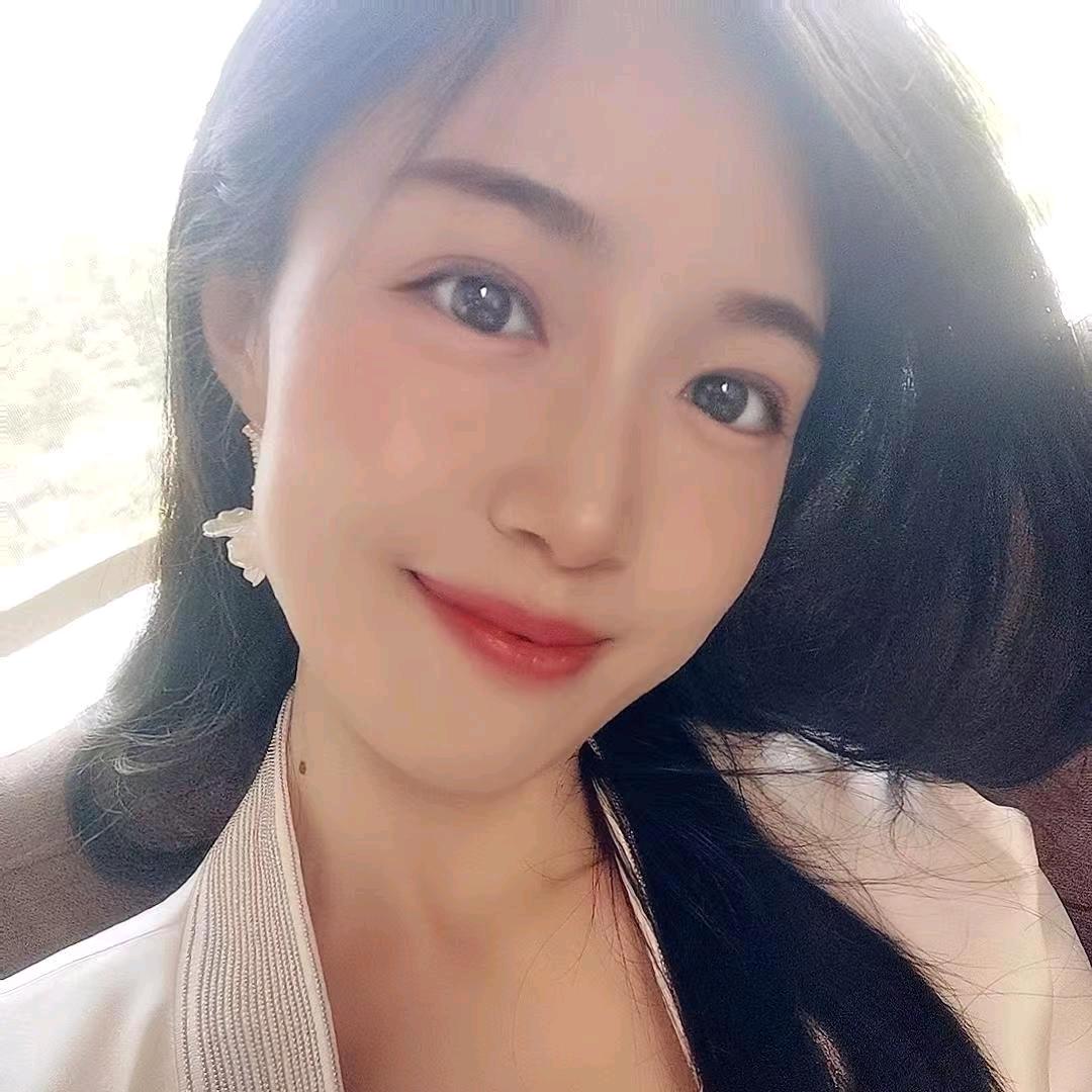 格桑万君