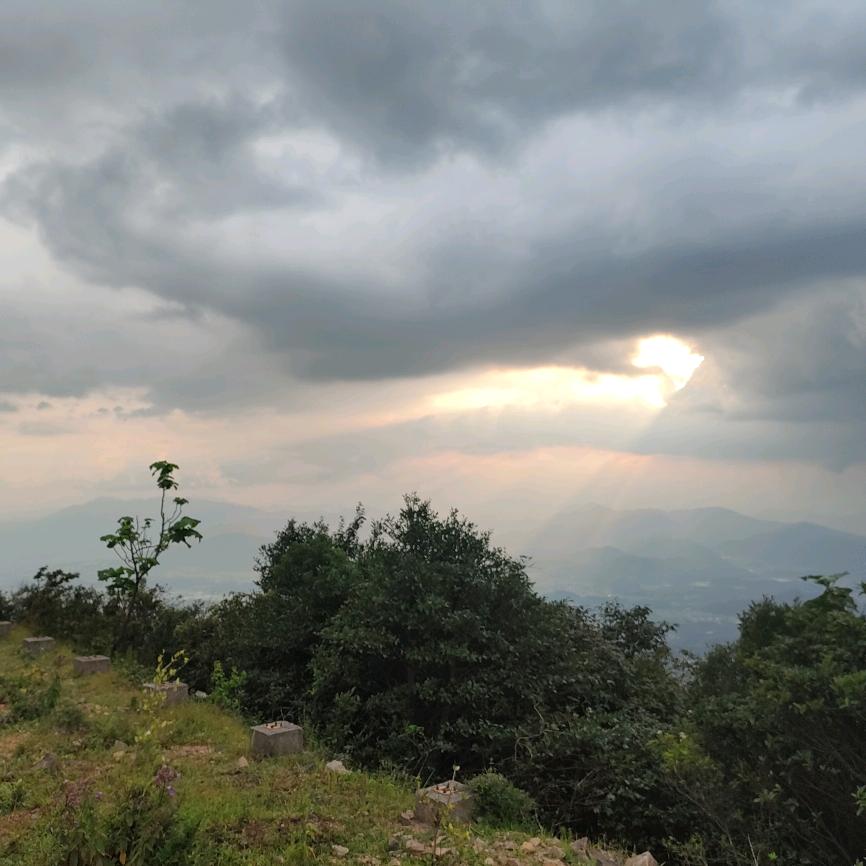 ٩(๛ ˘ ³˘)❤️细水长刘