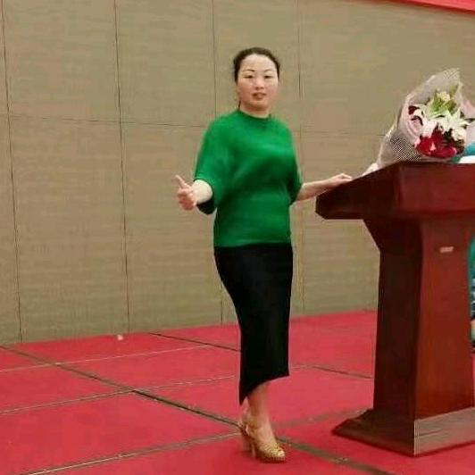 老板云梅（收学员）