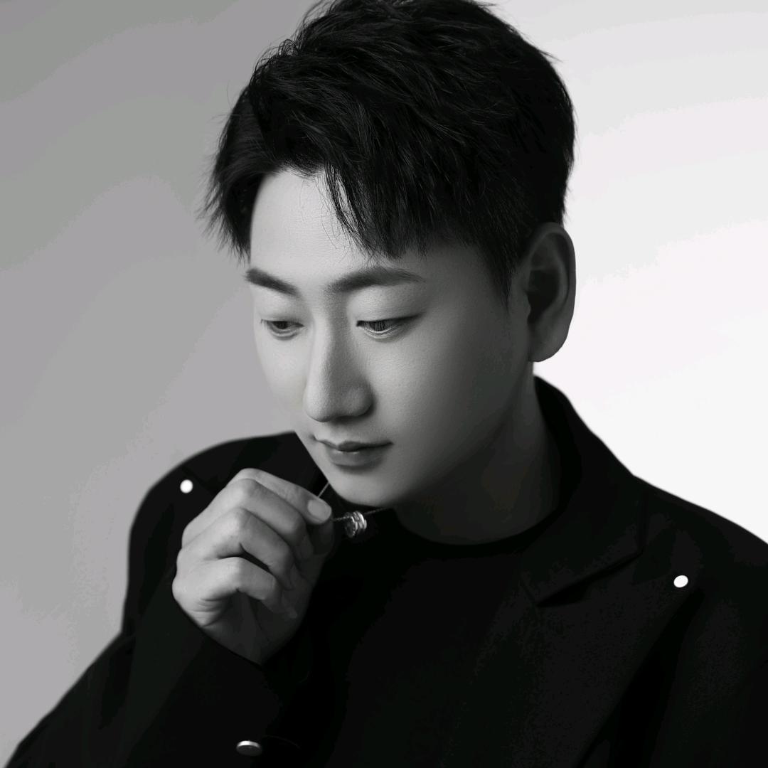 真诚的托尼（啊哲）