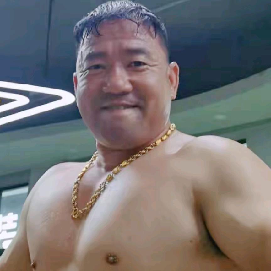 临泉猛男 三哥 💪🏾💪🏾💪🏾