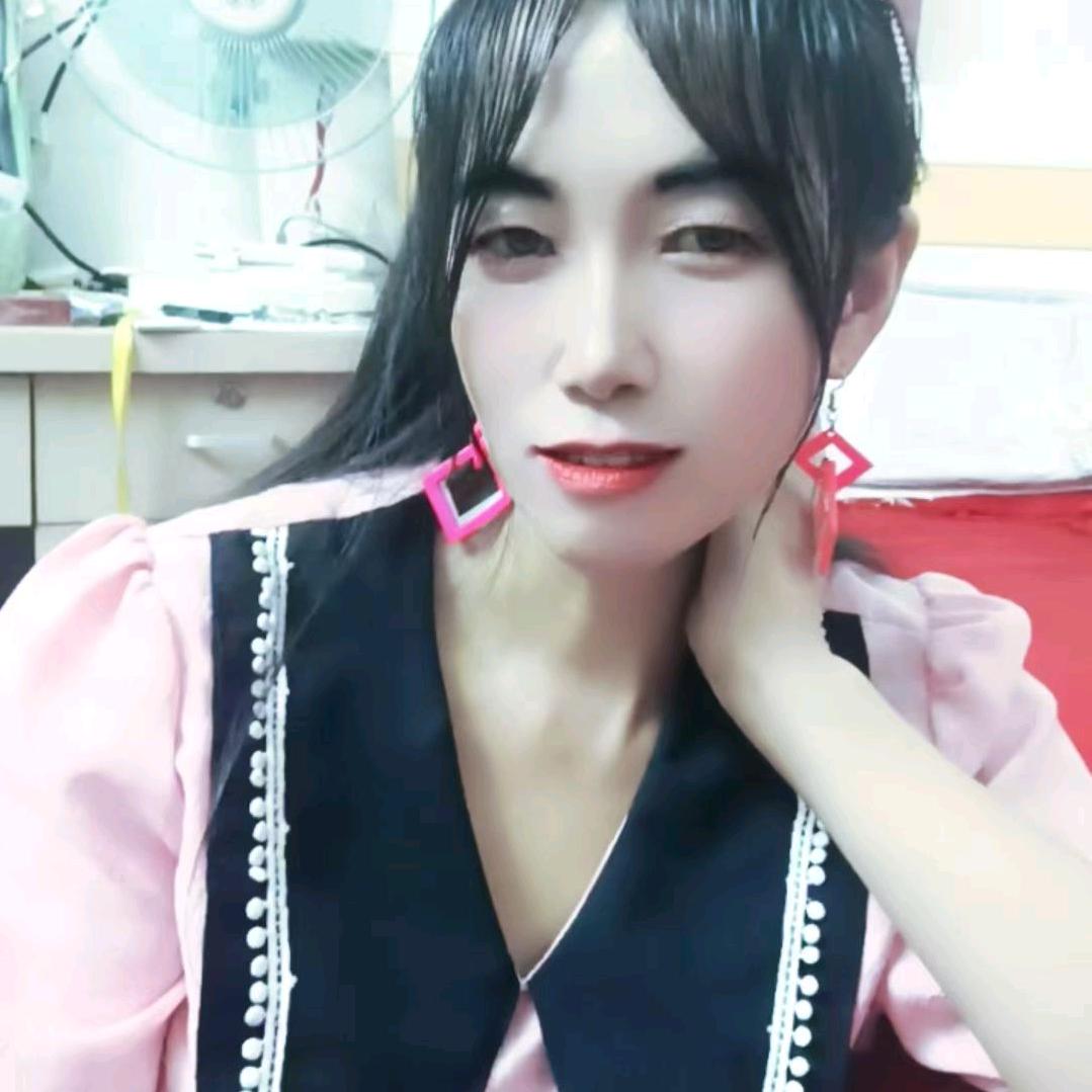 吕馨