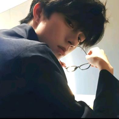 𝙇𝙄鹤