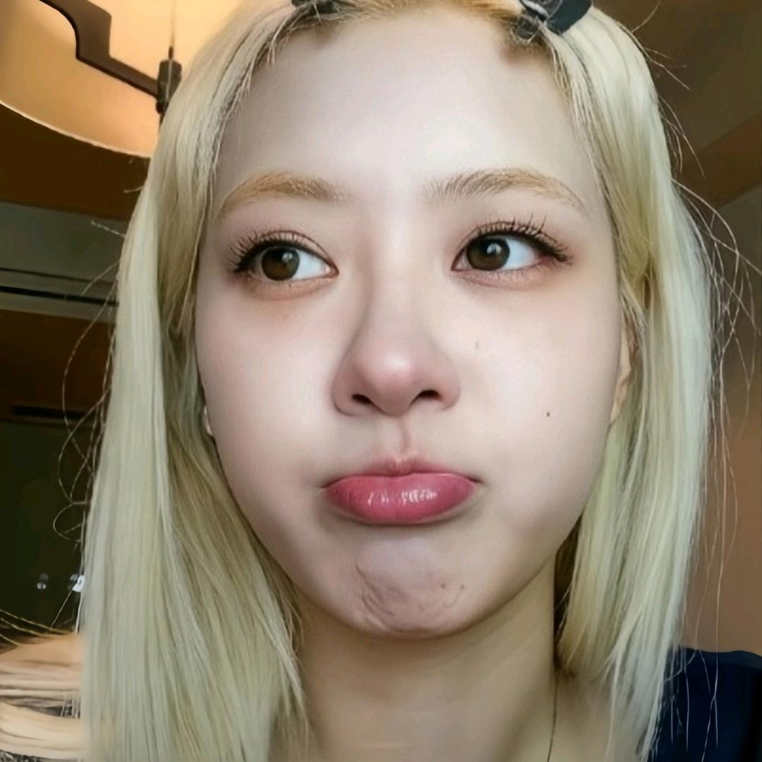 晶晶每天都很困.