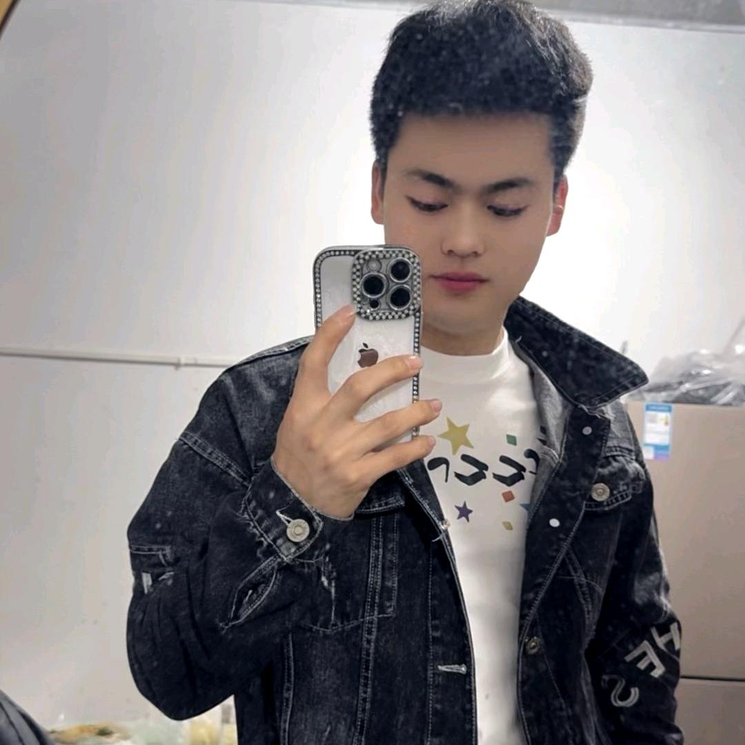 ꧔ꦿ℘꧁💞꧔ꦿ℘'张💞᭄᪲ᩚ