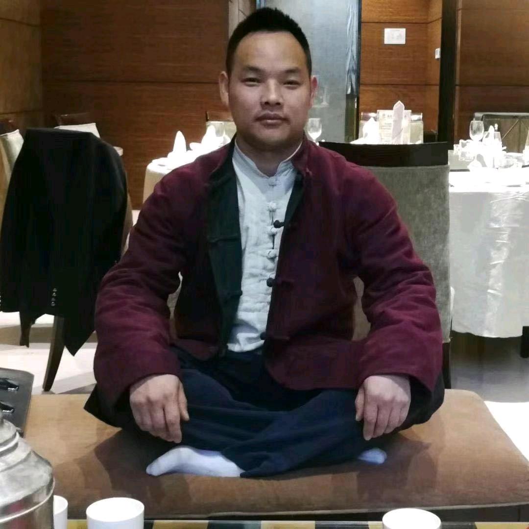 詹先生:强