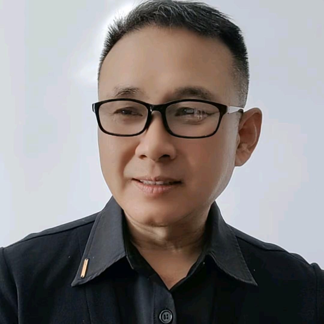 香水先生  peaceful