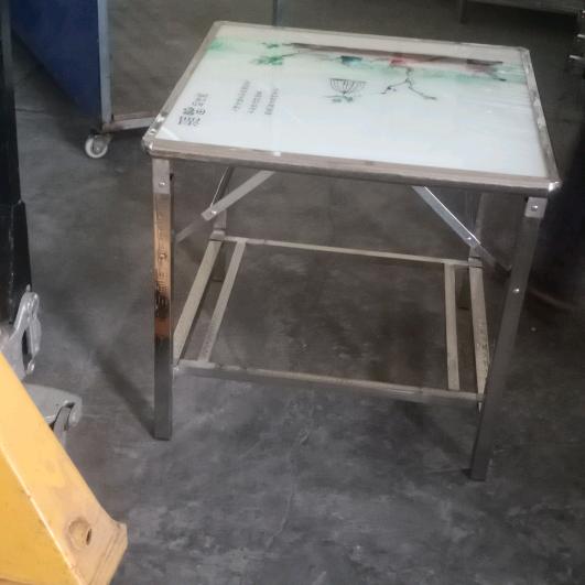 不锈钢烤火桌子