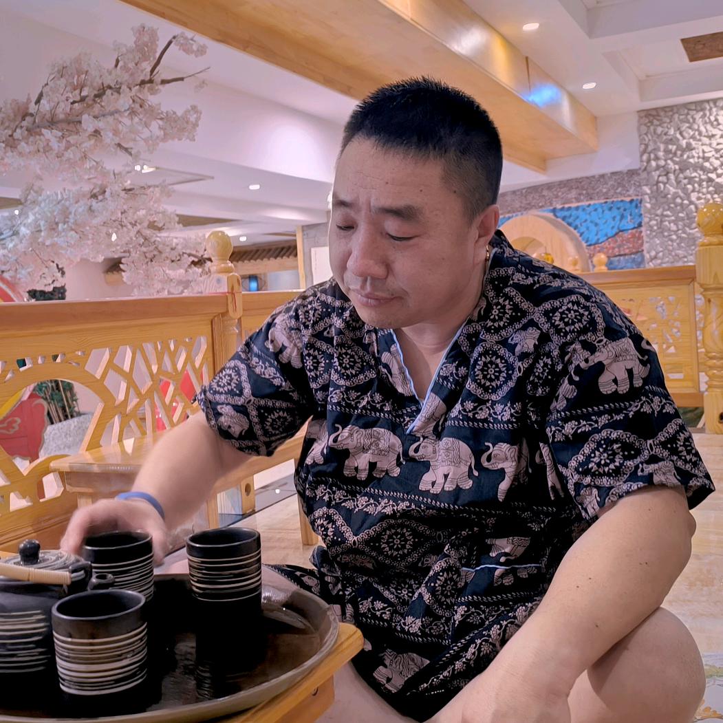 潇洒哥