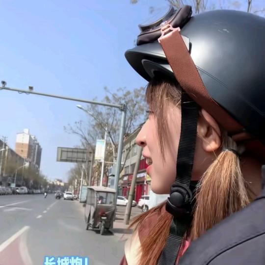 蛋卷甜甜圈