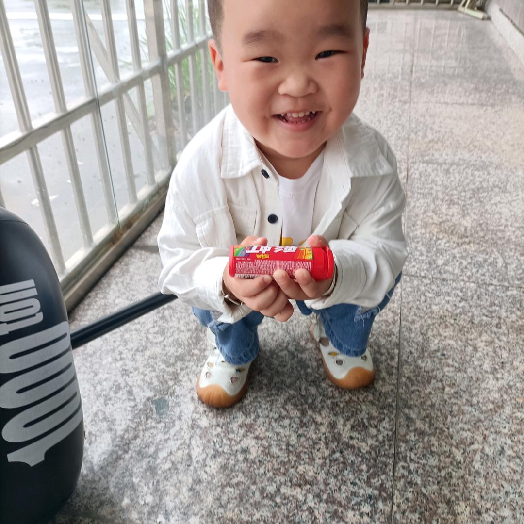 刘青