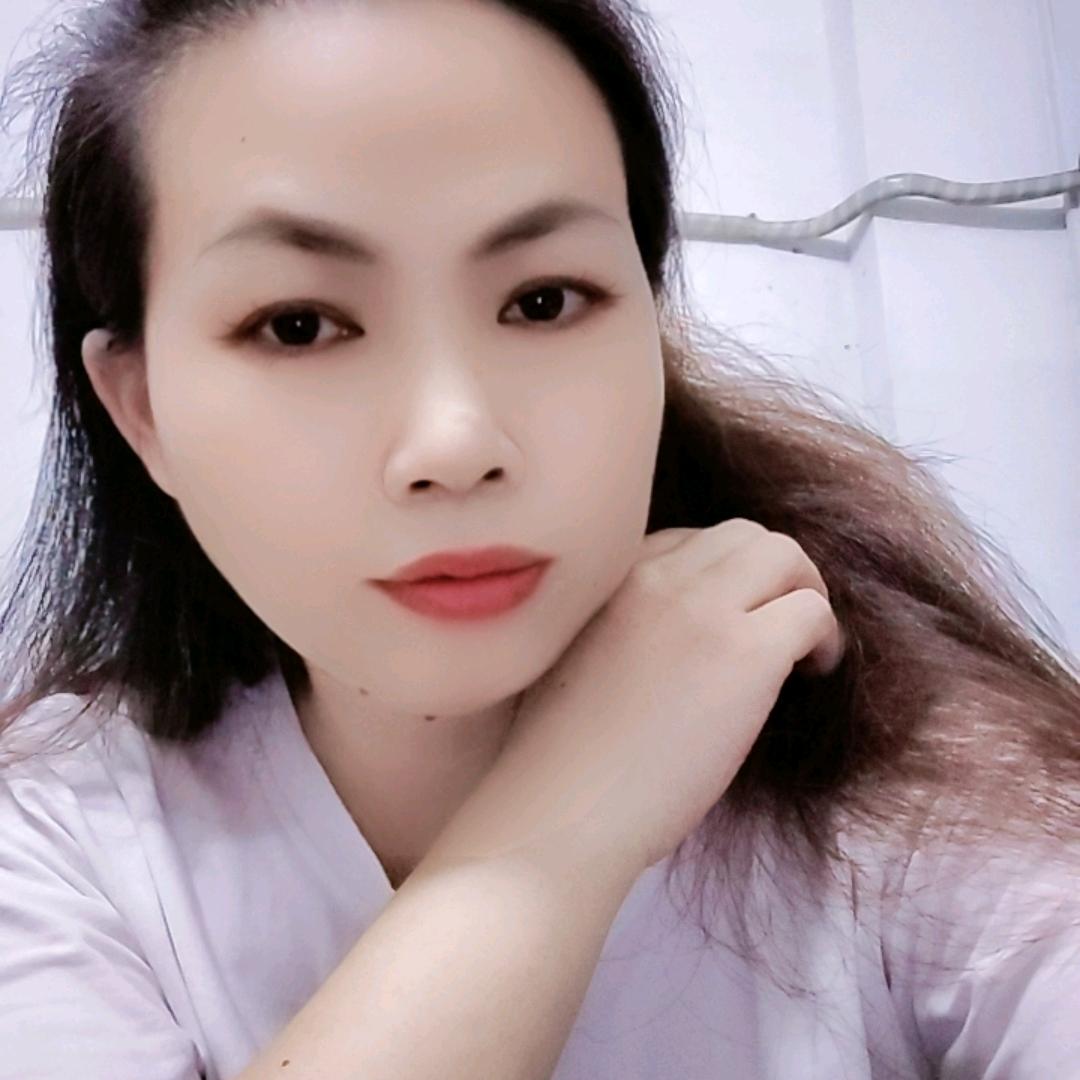 社会很单纯 复杂是人心 看穿不想揭穿