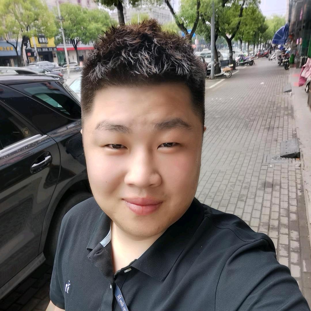 对方正在掉头发