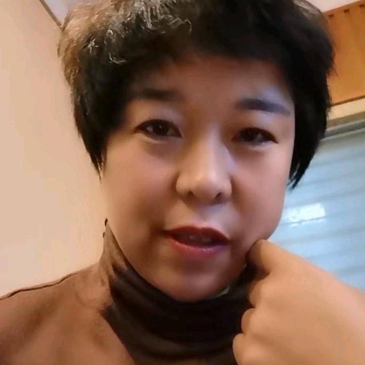 乖倩秘制卤肉店