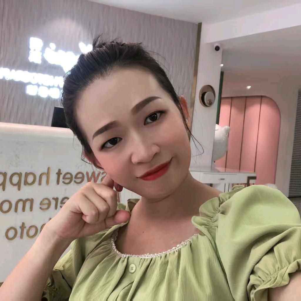 小洋妮✨